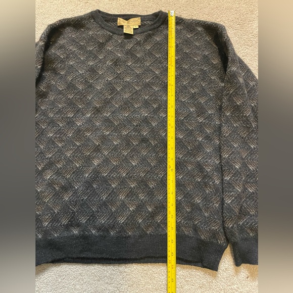 Pure wool sweater - toasty warm! - Picture 4 of 5